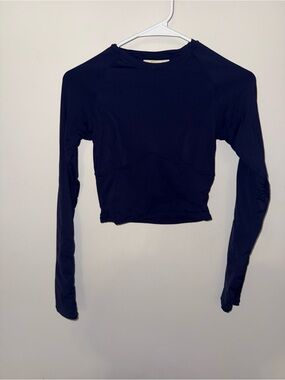 Long-Sleeve Navy Athletic Crop Top - Women